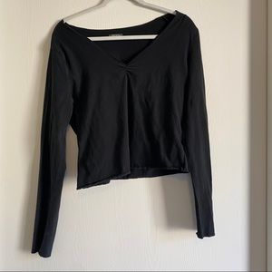 CROPPED BLACK LONG SLEEVE